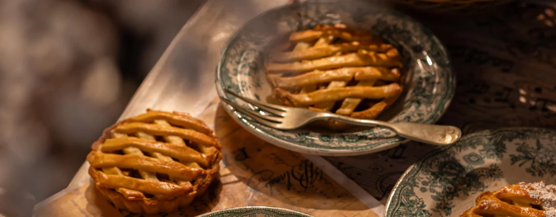 Mini Apple Pies with Alba Cinnamon Flavahs Recipe